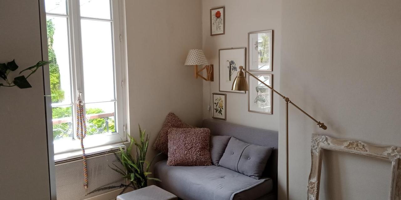 Paris Authentic House Small, Bright And Calm Studio Bagian luar foto