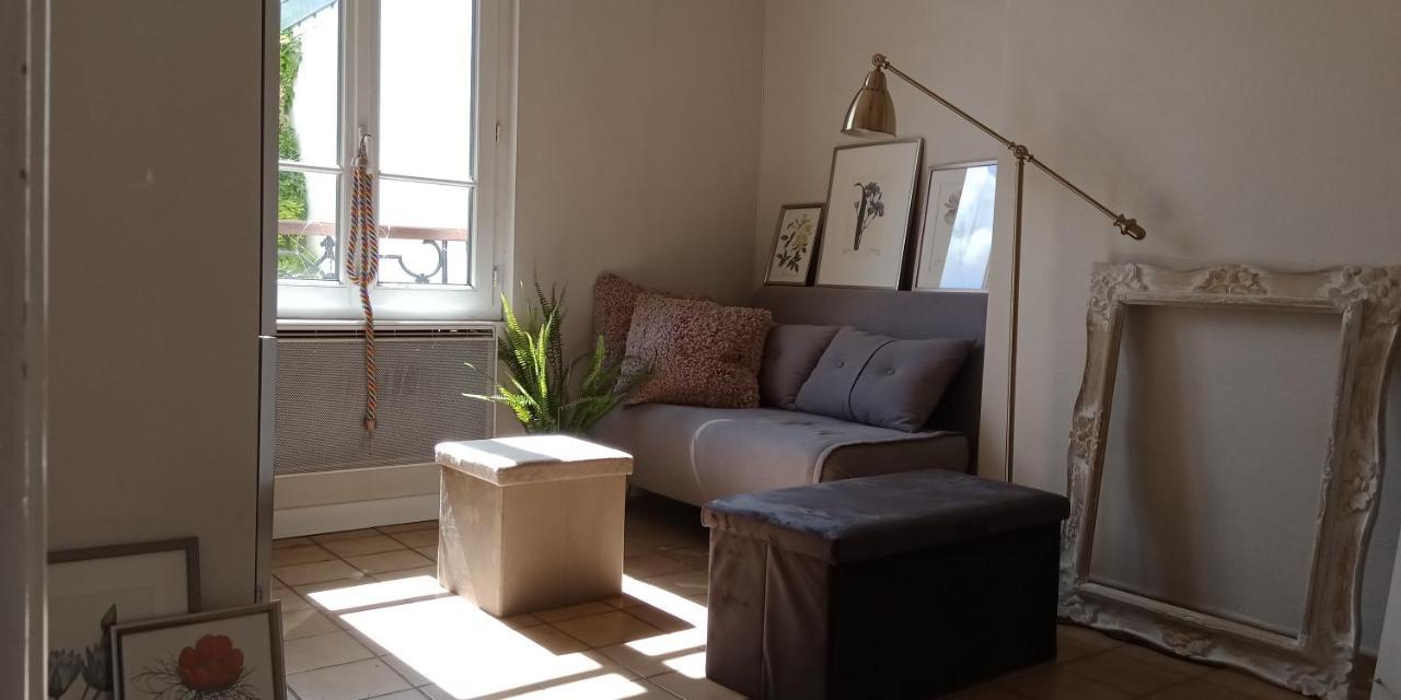 Paris Authentic House Small, Bright And Calm Studio Bagian luar foto