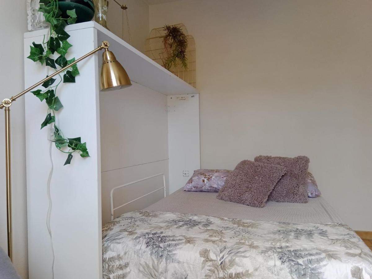 Paris Authentic House Small, Bright And Calm Studio Bagian luar foto