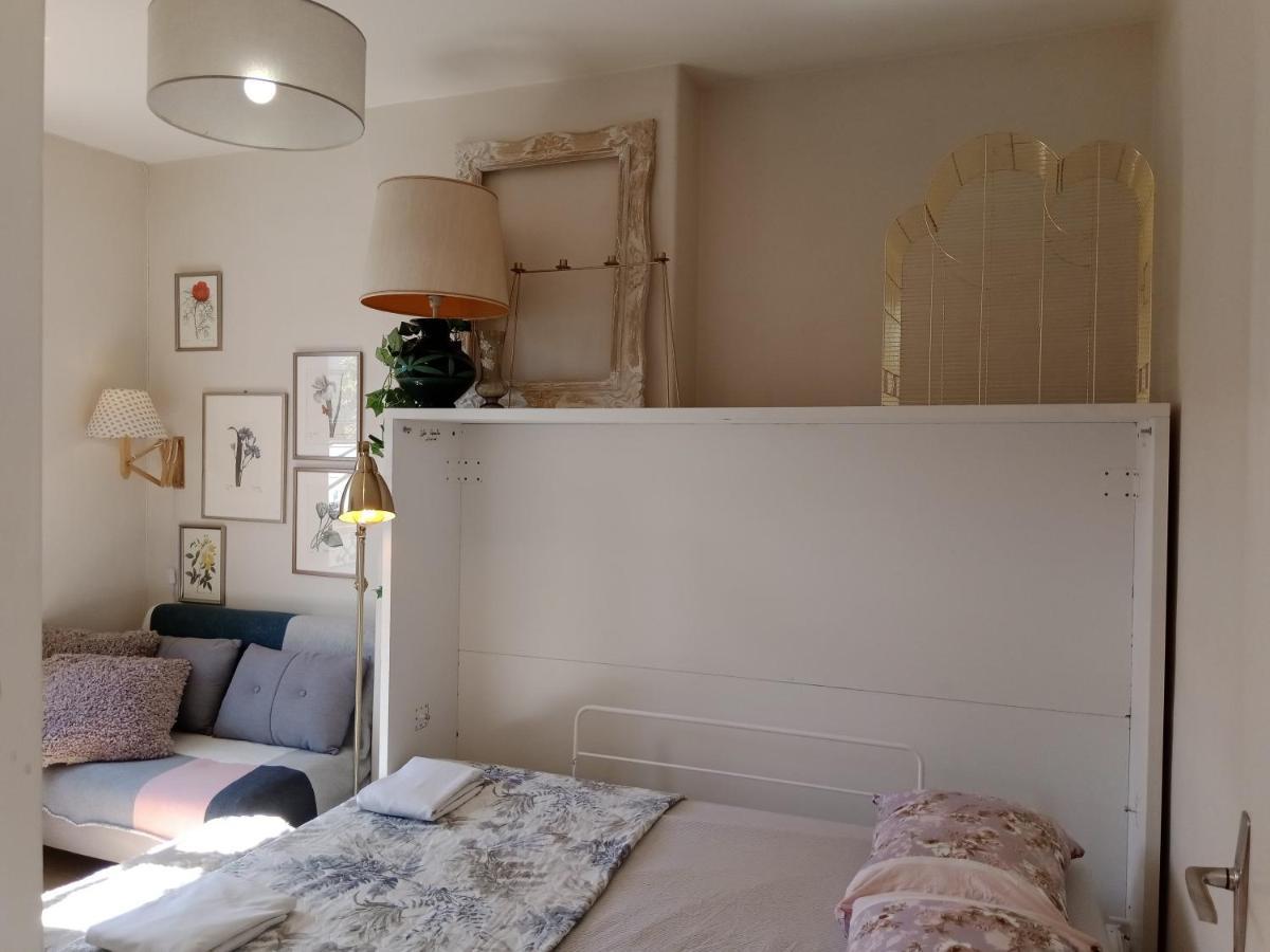 Paris Authentic House Small, Bright And Calm Studio Bagian luar foto