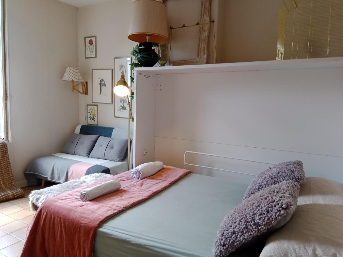 Paris Authentic House Small, Bright And Calm Studio Bagian luar foto