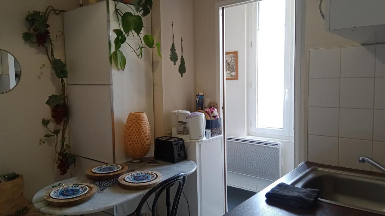 Paris Authentic House Small, Bright And Calm Studio Bagian luar foto