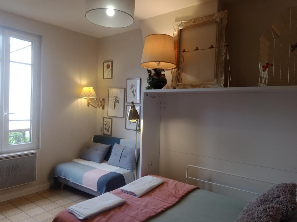 Paris Authentic House Small, Bright And Calm Studio Bagian luar foto