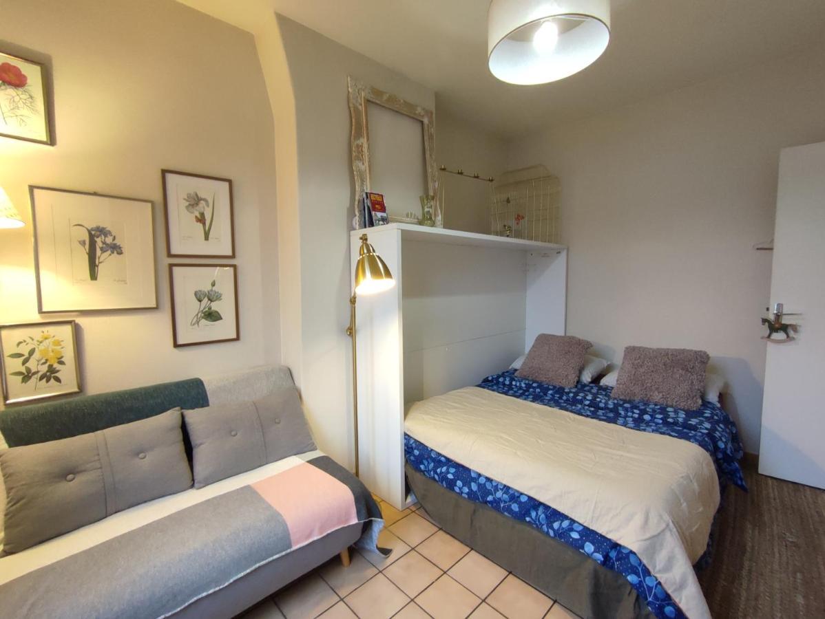 Paris Authentic House Small, Bright And Calm Studio Bagian luar foto