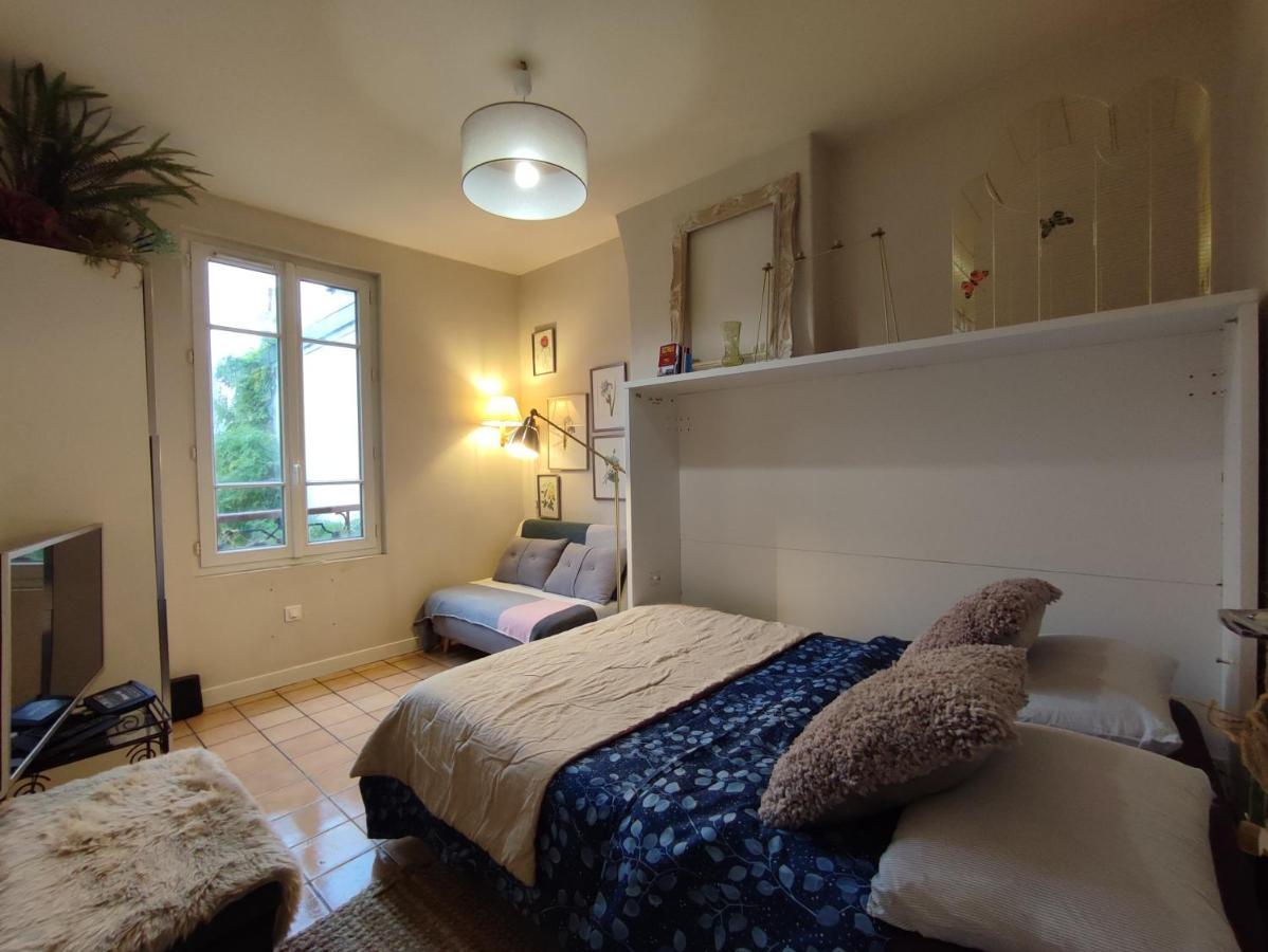 Paris Authentic House Small, Bright And Calm Studio Bagian luar foto