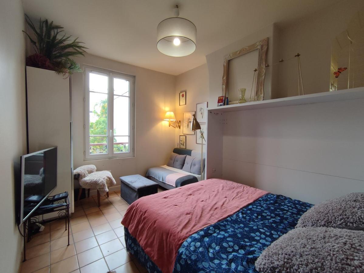 Paris Authentic House Small, Bright And Calm Studio Bagian luar foto