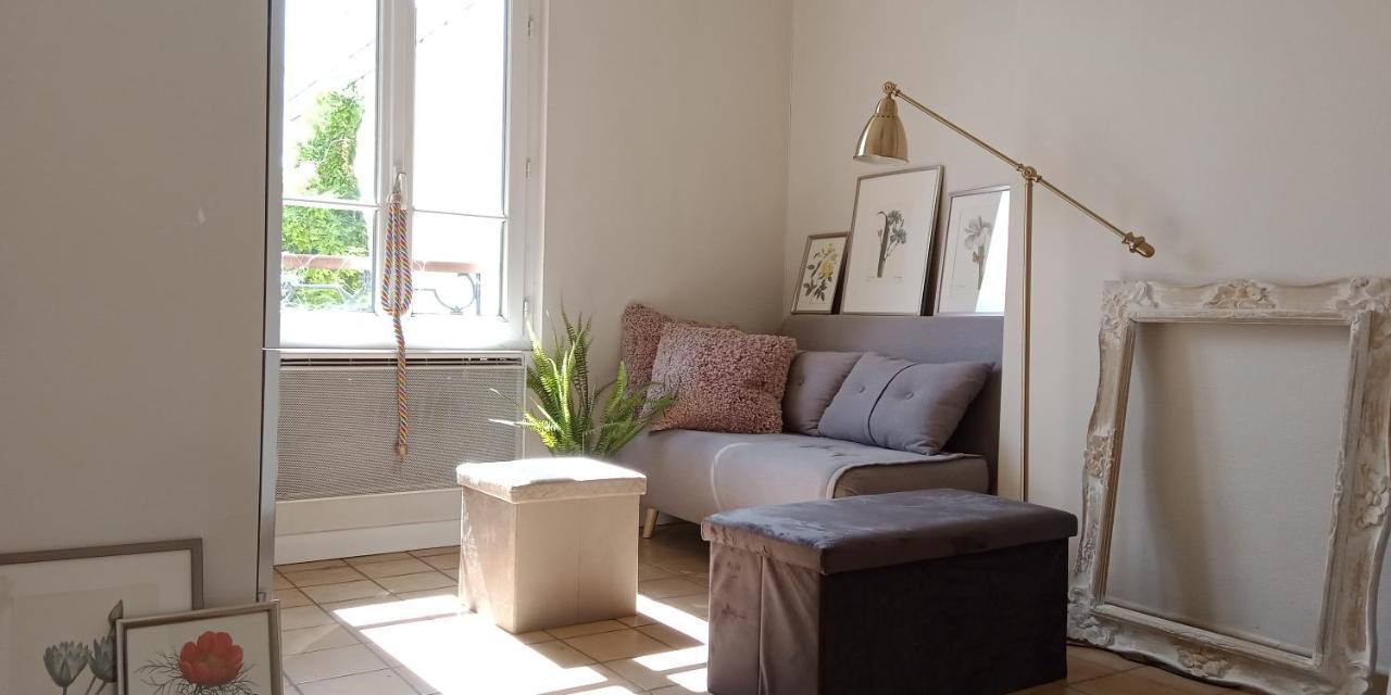 Paris Authentic House Small, Bright And Calm Studio Bagian luar foto