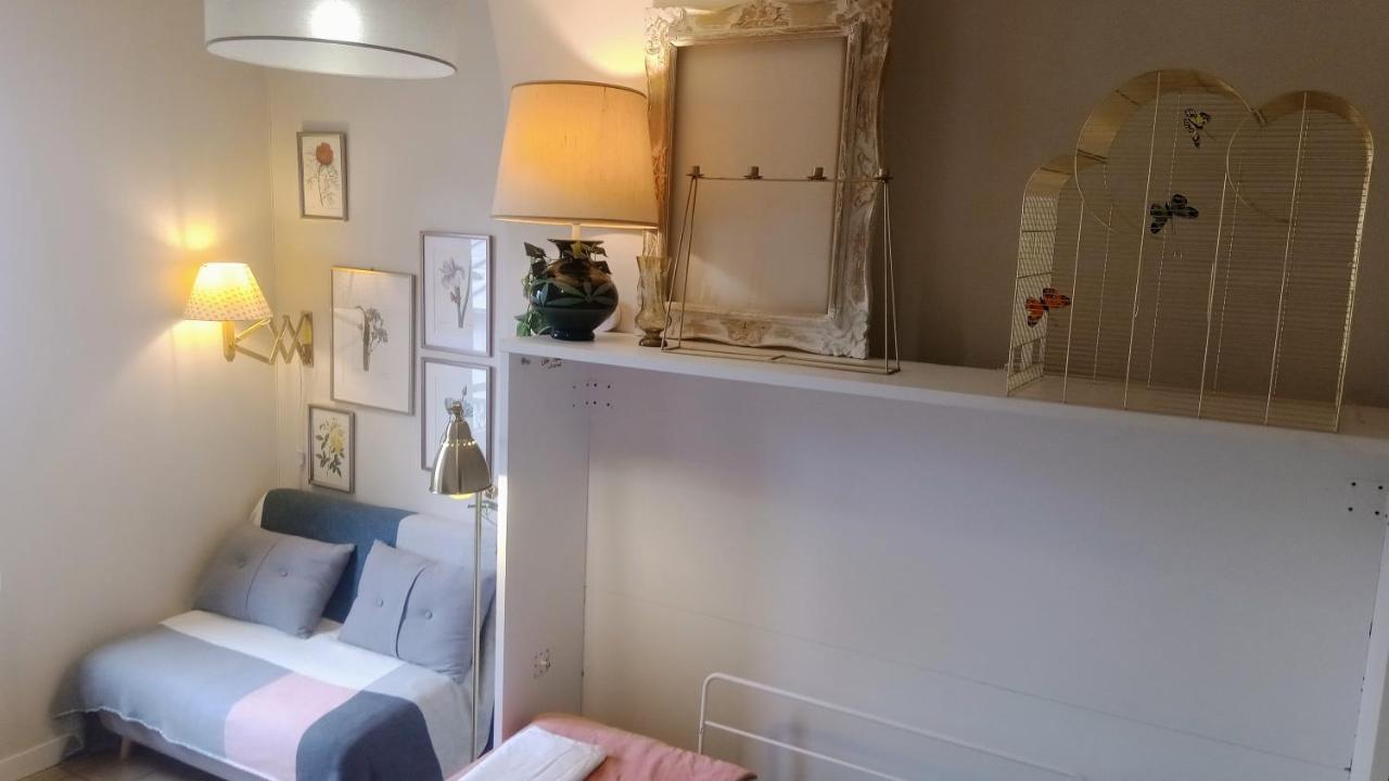 Paris Authentic House Small, Bright And Calm Studio Bagian luar foto